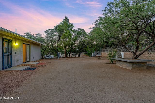 905 W Discover Street, Oracle, AZ 85623
