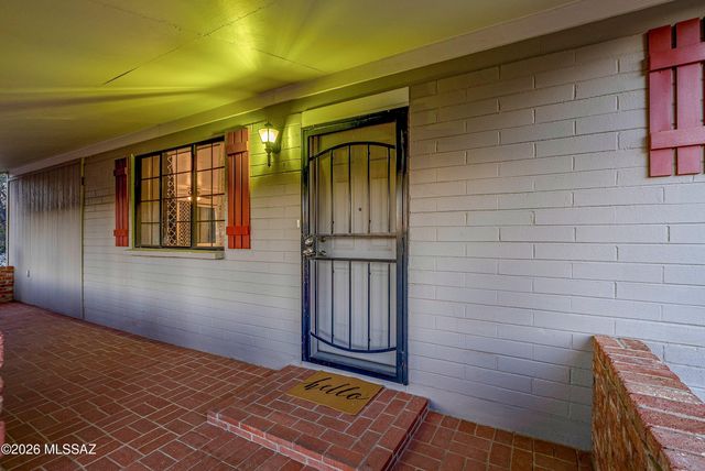905 W Discover Street, Oracle, AZ 85623