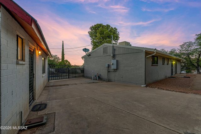 905 W Discover Street, Oracle, AZ 85623