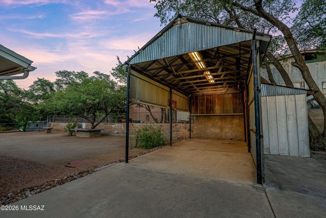 905 W Discover Street, Oracle, AZ 85623
