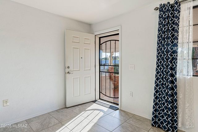 905 W Discover Street, Oracle, AZ 85623