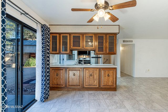 905 W Discover Street, Oracle, AZ 85623