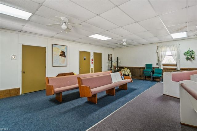 10323 Maryus RD, Hayes, VA 23072