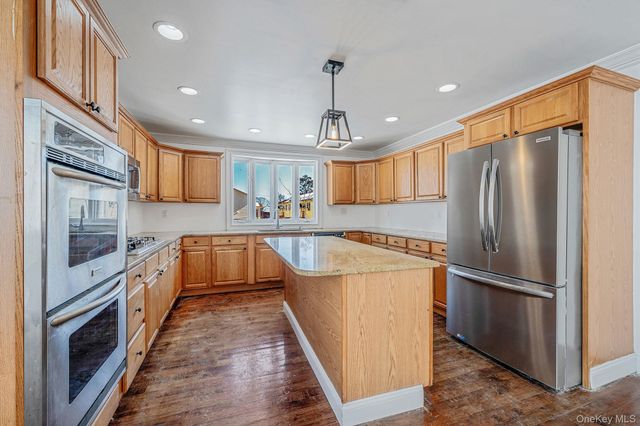 128 Bethune Boulevard, Spring Valley, NY 10977