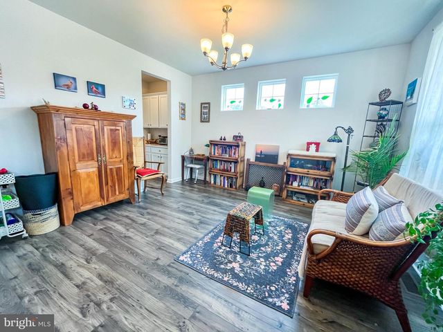 200 DORAL CT, Egg Harbor Township, NJ 08234