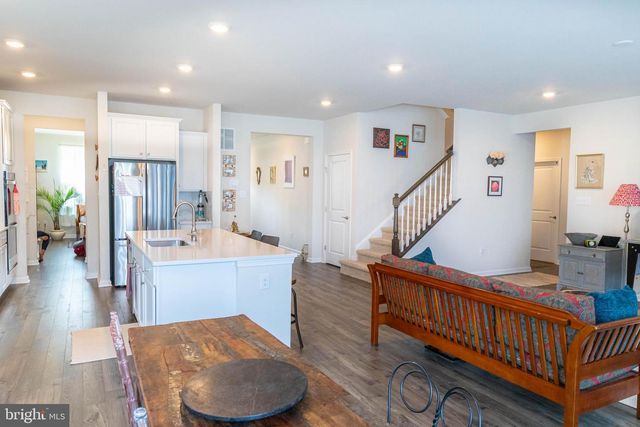 200 DORAL CT, Egg Harbor Township, NJ 08234