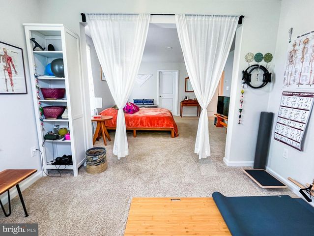 200 DORAL CT, Egg Harbor Township, NJ 08234