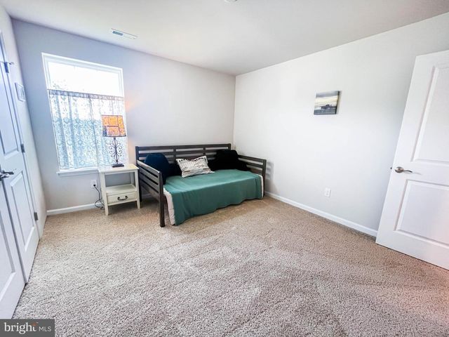 200 DORAL CT, Egg Harbor Township, NJ 08234