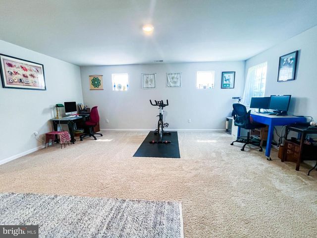 200 DORAL CT, Egg Harbor Township, NJ 08234