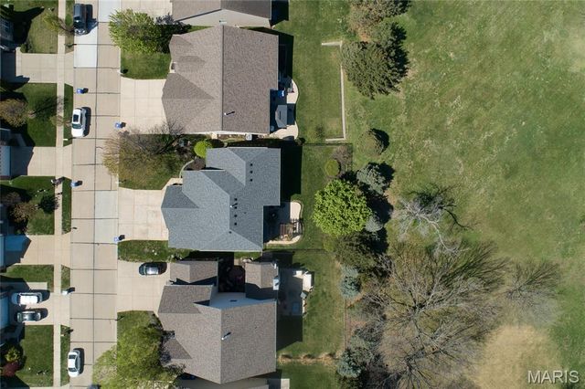 193 Berry Manor Circle, St Peters, MO 63376