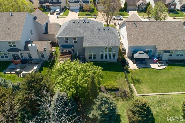 193 Berry Manor Circle, St Peters, MO 63376