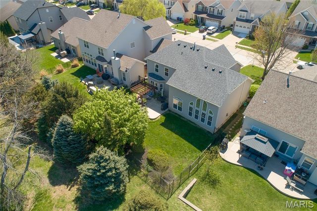 193 Berry Manor Circle, St Peters, MO 63376