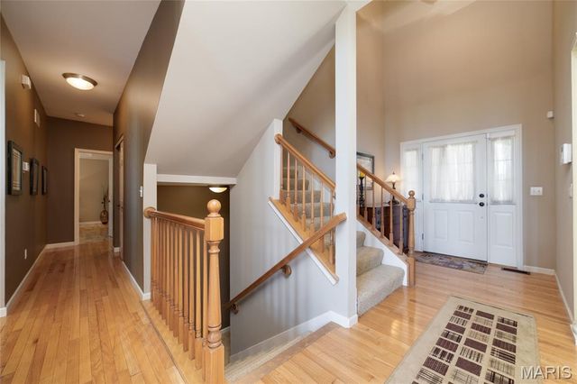 193 Berry Manor Circle, St Peters, MO 63376