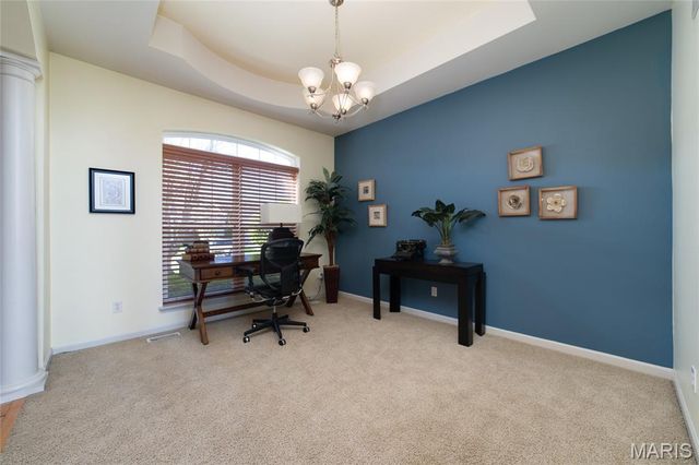 193 Berry Manor Circle, St Peters, MO 63376