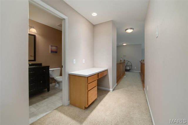 193 Berry Manor Circle, St Peters, MO 63376