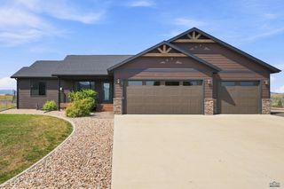 1011 MAC LN, Spearfish, SD 57783