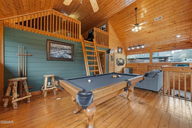 331 Caney Creek Road, Pigeon Forge, TN 37863