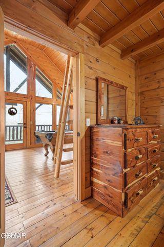 331 Caney Creek Road, Pigeon Forge, TN 37863