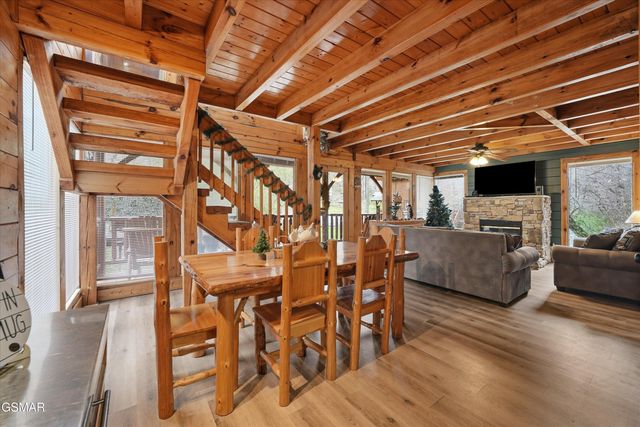 331 Caney Creek Road, Pigeon Forge, TN 37863