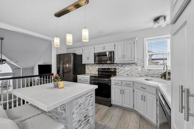 8200 NE 105th Street, Kansas City, MO 64157