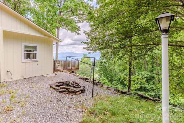 1680 Williamson Road, Whittier, NC 28789
