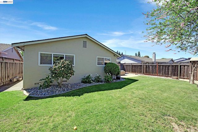 5471 Tyler Pl, Fremont, CA 94538