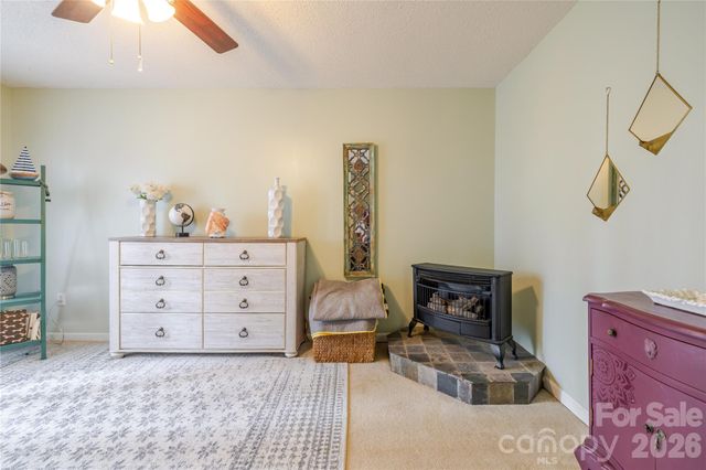 107 Farm Lane, Mills River, NC 28759