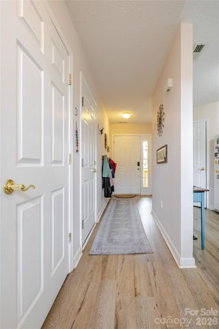 107 Farm Lane, Mills River, NC 28759