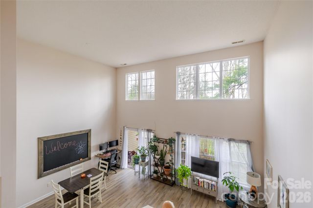 107 Farm Lane, Mills River, NC 28759