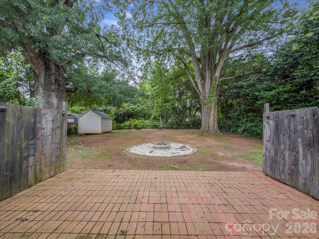 1926 Tyvola Road, Charlotte, NC 28210