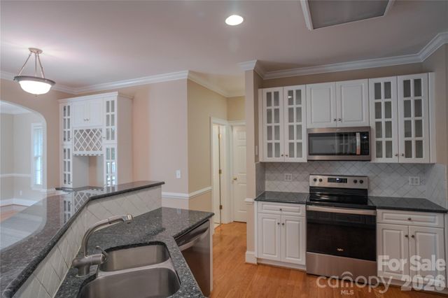 136 Windemere Isle Road, Statesville, NC 28677
