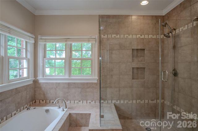 136 Windemere Isle Road, Statesville, NC 28677