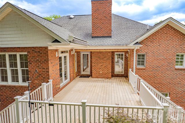 136 Windemere Isle Road, Statesville, NC 28677