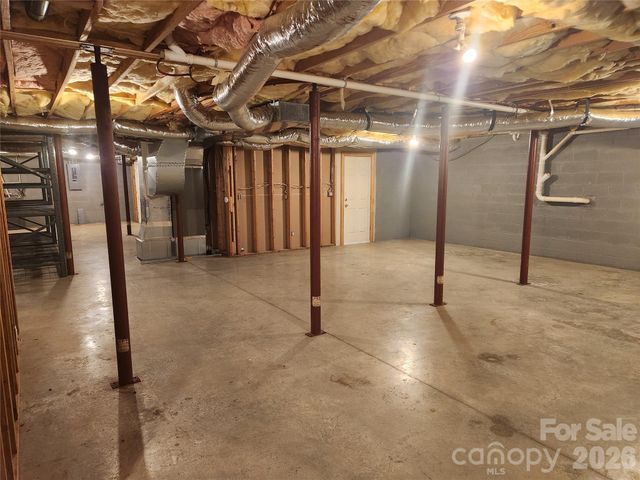 136 Windemere Isle Road, Statesville, NC 28677