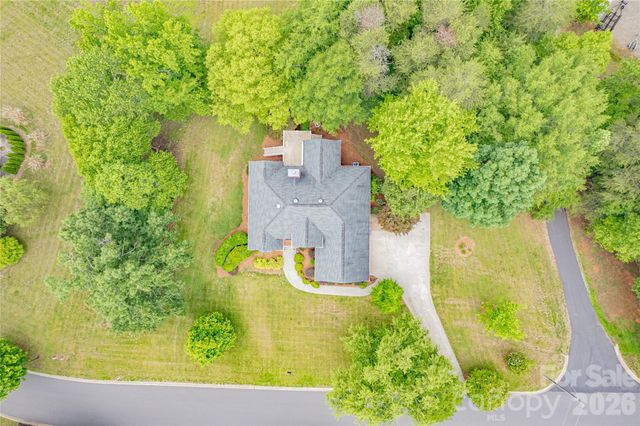 136 Windemere Isle Road, Statesville, NC 28677