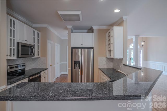 136 Windemere Isle Road, Statesville, NC 28677