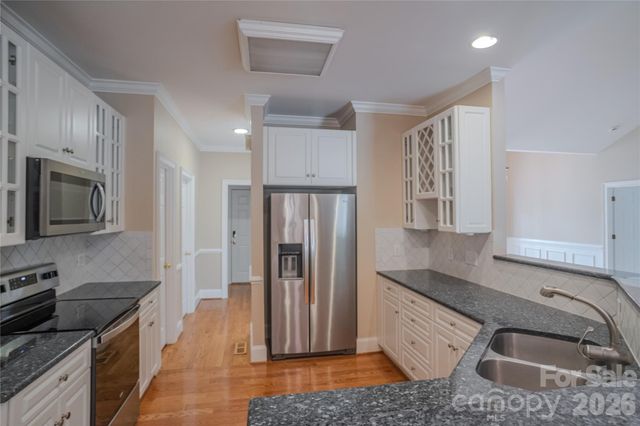 136 Windemere Isle Road, Statesville, NC 28677