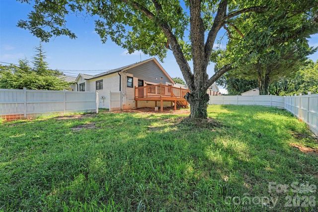 600 S Chapel Street, Landis, NC 28088
