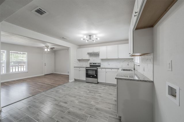 600 Terry Road, Hurst, TX 76053
