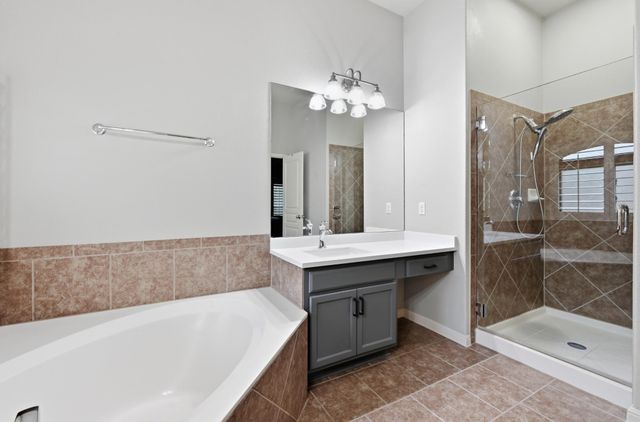 352 Wild Rose DR, Austin, TX 78737