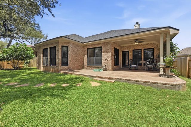 352 Wild Rose DR, Austin, TX 78737
