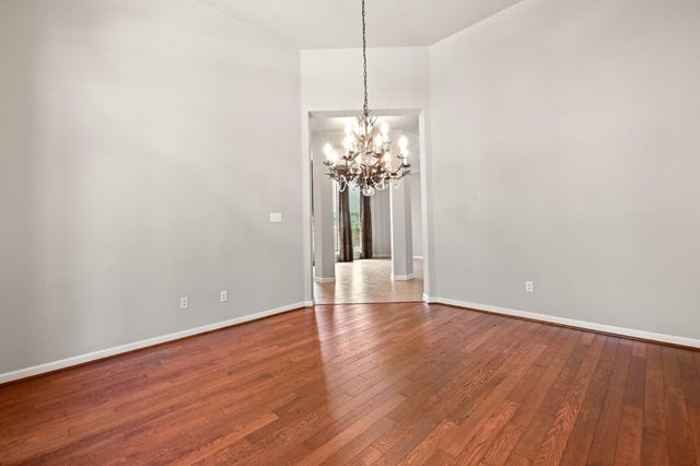 352 Wild Rose DR, Austin, TX 78737