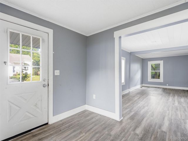 511 Riggs Street, Fenton, MI 48430