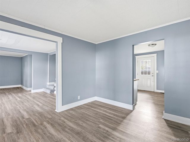 511 Riggs Street, Fenton, MI 48430