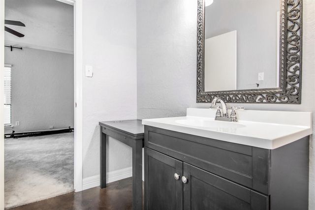 5001 Lamonte Lane 21, Houston, TX 77092