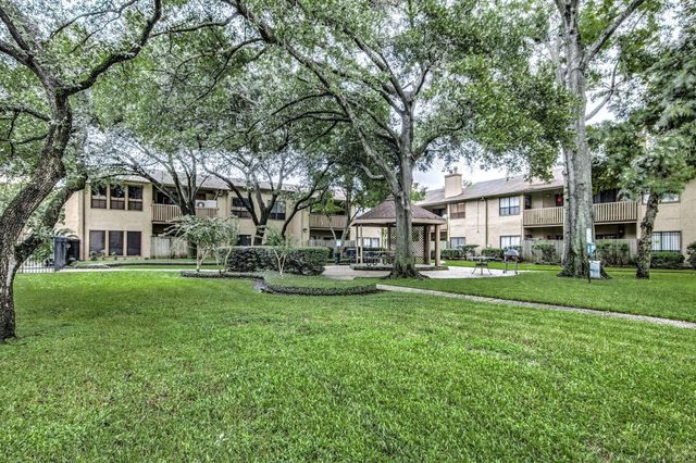 5001 Lamonte Lane 21, Houston, TX 77092