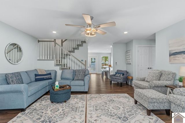 520 Yacht Dr., Grand Rivers, KY 42025