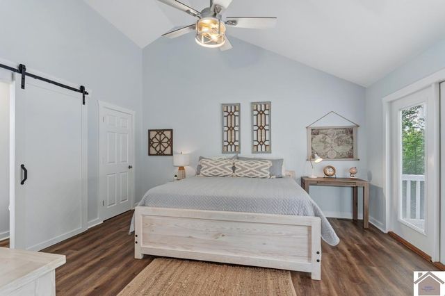520 Yacht Dr., Grand Rivers, KY 42025
