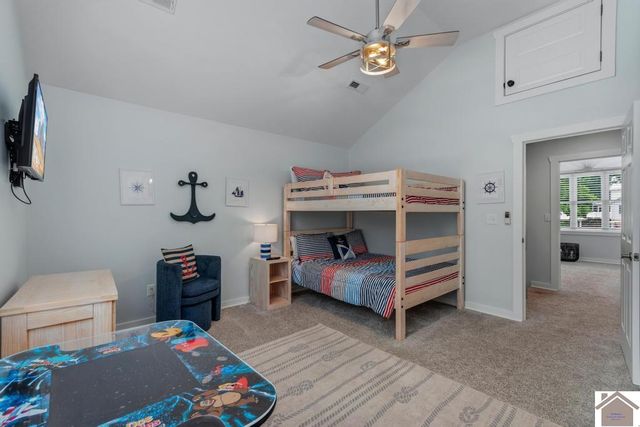 520 Yacht Dr., Grand Rivers, KY 42025