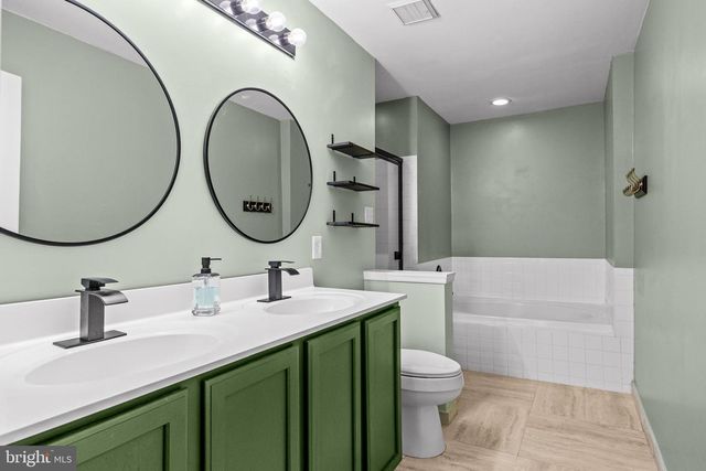 81 SASSAFRAS DR, Lumberton, NJ 08048